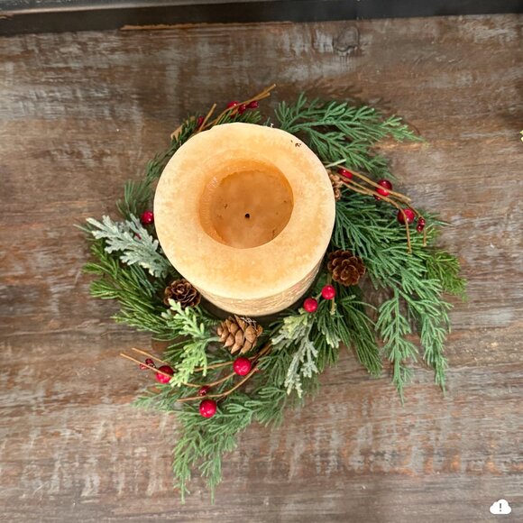 Holiday Candle Ring/Wreath - Picture 6 of 8